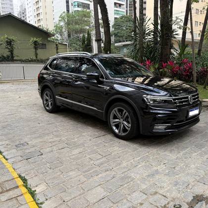 VOLKSWAGEN TIGUAN 2.0 350 TSI GASOLINA ALLSPACE R-LINE 4MOTION DSG